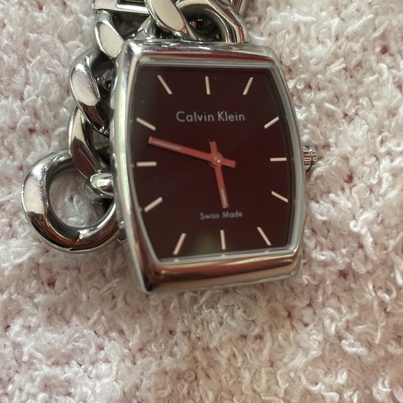 Calvin Klein Swiss Made watch, Needs New battery !! - Picture 2 of 3